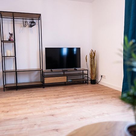 Klassen Apartments! Stadtnahes Ferienhaus* Mit Terrasse In Aulendorf * Fuer 6-8 Personen מראה חיצוני תמונה